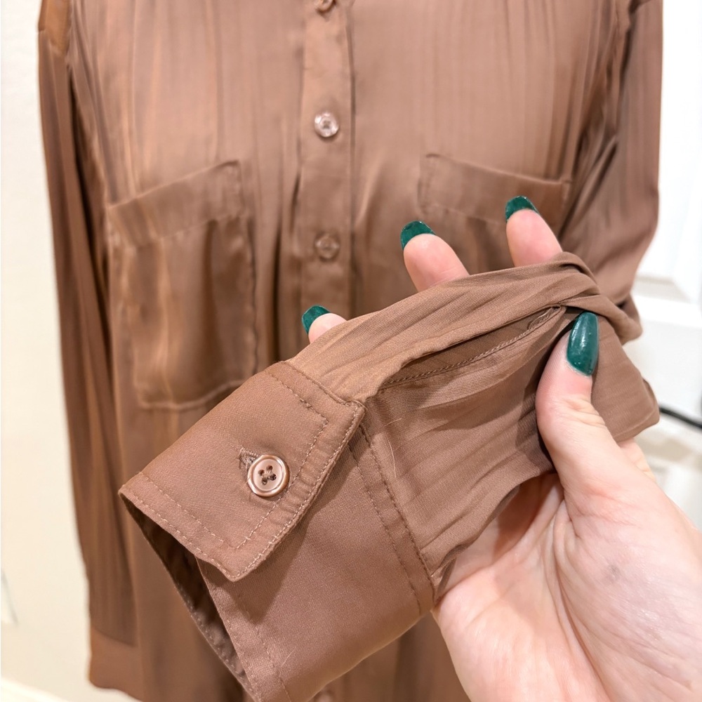 Anthropologie Women's Satin Relaxed Button-Down Blouse Small - Picture 3 of 8